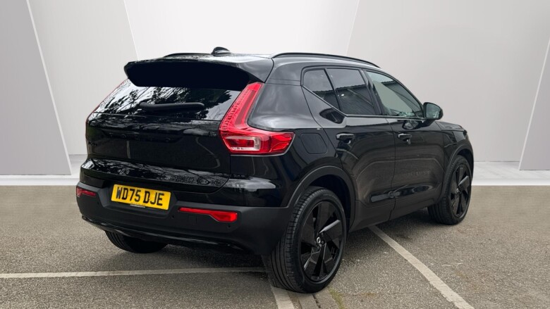 Volvo XC40 2.0 B3P Plus Black Edition 5dr Auto Petrol Estate